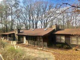 25 Brookdale Drive