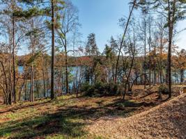 453 Peninsula Ridge