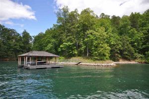 839 Top Ridge Drive