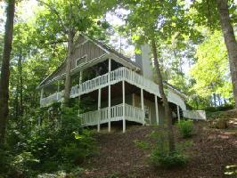205 Compass Court