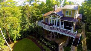 322 Fernwood Drive