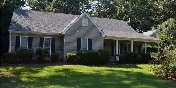 506 Lakeside Drive