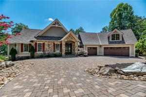 115 Mossy Way