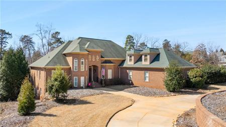 1201 Sunset Lane