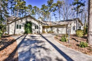 8 Admiral Lane