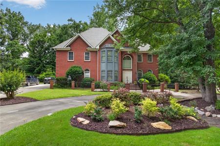 112 Santee Trail