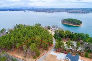 376 McCalls Drive