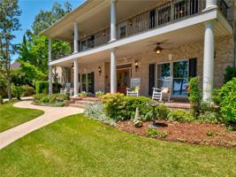 316 Oakleaf Court