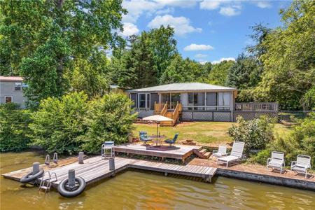501 McFalls Circle