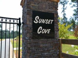 Sun Pointe Court Lot 14