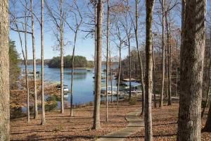 116 S Oak Pointe Drive