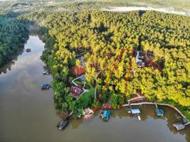 372 Hideaway Cove