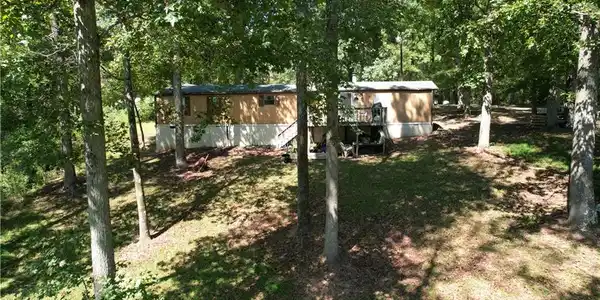 3 Vanwood Drive