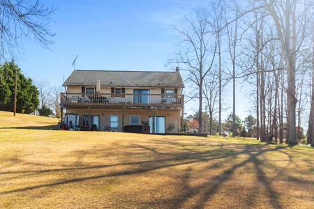305 Johnson Cove