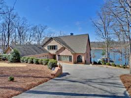 1044 Reed Creek Trail