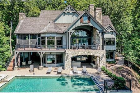 116 Clear Lake Court