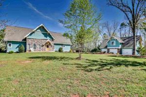 101 Maplewood Court