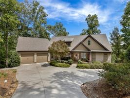 639 Waterway Lane