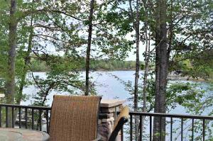 534 Sunset Point Dr.