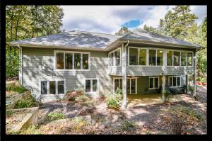 14 Calm Sea Drive
