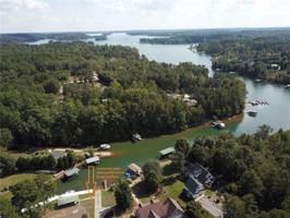 Lot 9 Keowee Cove