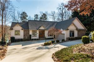 118 Wynward Pointe Drive