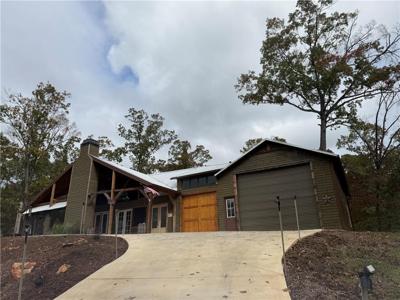 601 Trappers Lane