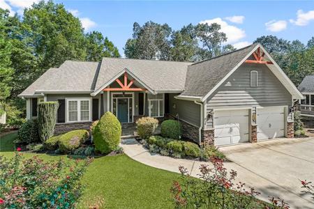 214 South Summit Drive