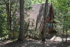 290 Beaver Lodge Road