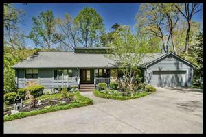 10 Boatswain Way