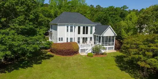 732 Eagles Harbor Drive