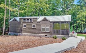 123 Walter Way
