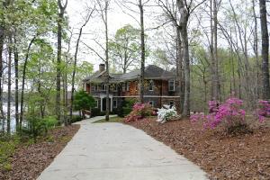 212 Long Bay Dr.