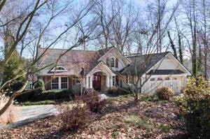 512 Hillandale Road