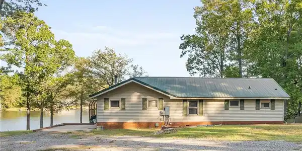 517 Rabbit Run Road