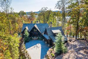 225 Deep Cove Point