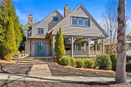 125 North Lawn Drive
