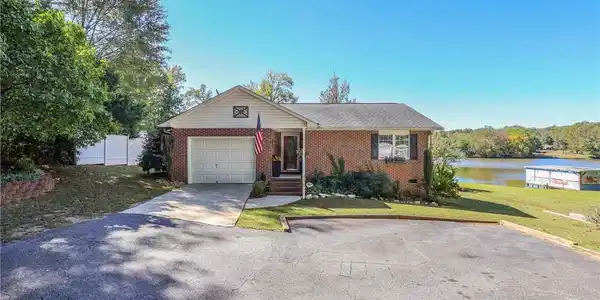 415 Serena Circle