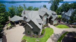 403 Grapevine Court