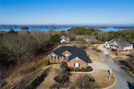 503 Ridgewood Court