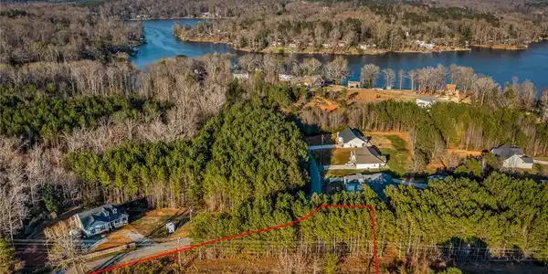 100 Hammond Circle
