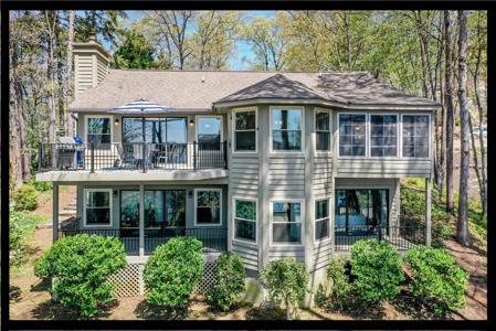 19 Spy Glass Lane