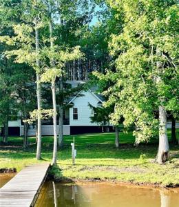 126 Waterside Drive