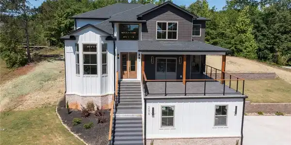 230 Hammond Circle