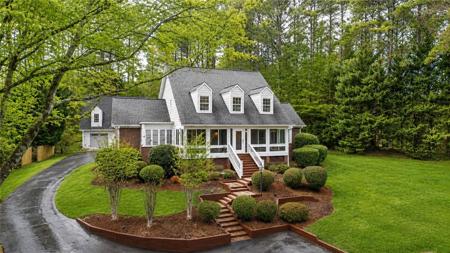 104 Emerald Pointe Drive