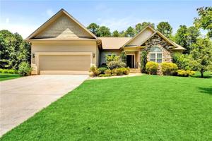 5 Westwind Court