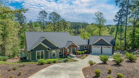 802 Clearlake Pointe