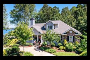 400 Ridge Pointe Court
