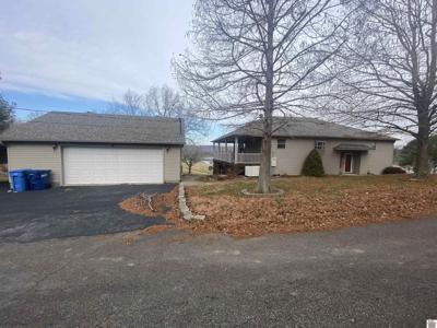 40 Oakley Drive