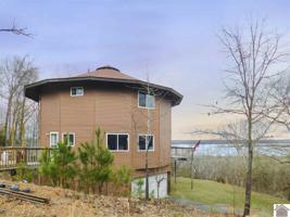 196 Breezewood Dr.
